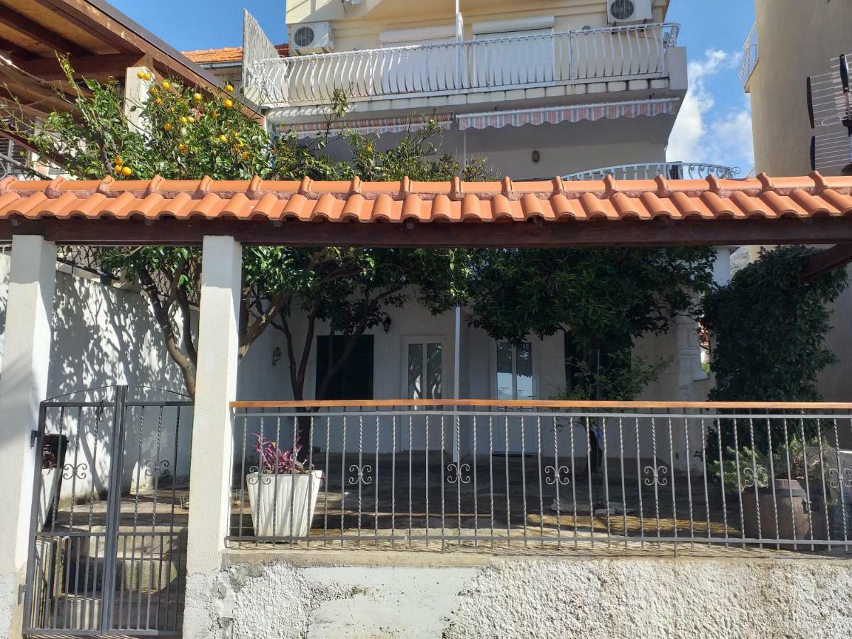 Harbour-Side Apartment With Beautiful Terrace Podgora Esterno foto